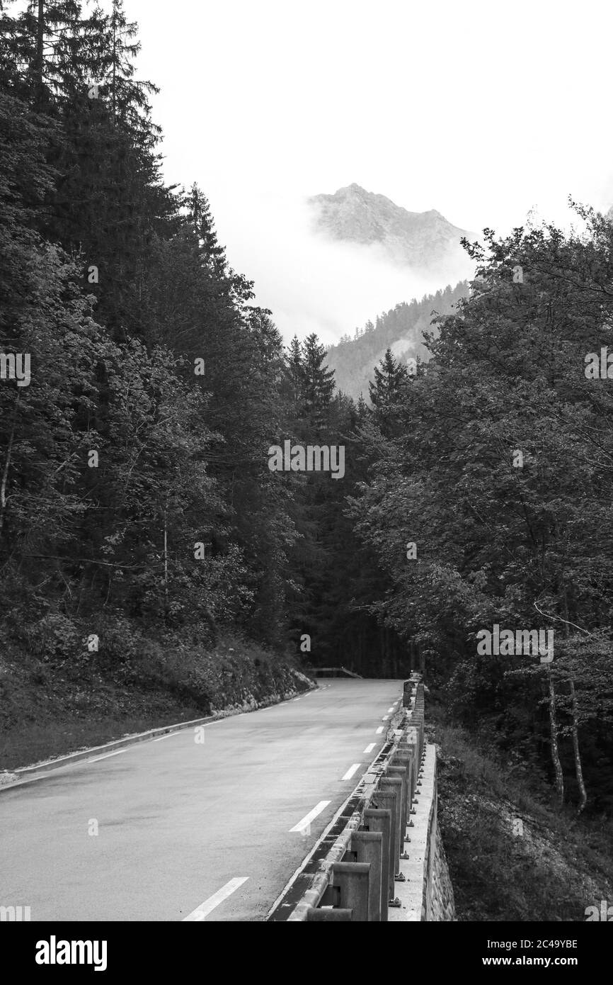 Beautiful road trip view Black and White Stock Photos & Images - Alamy