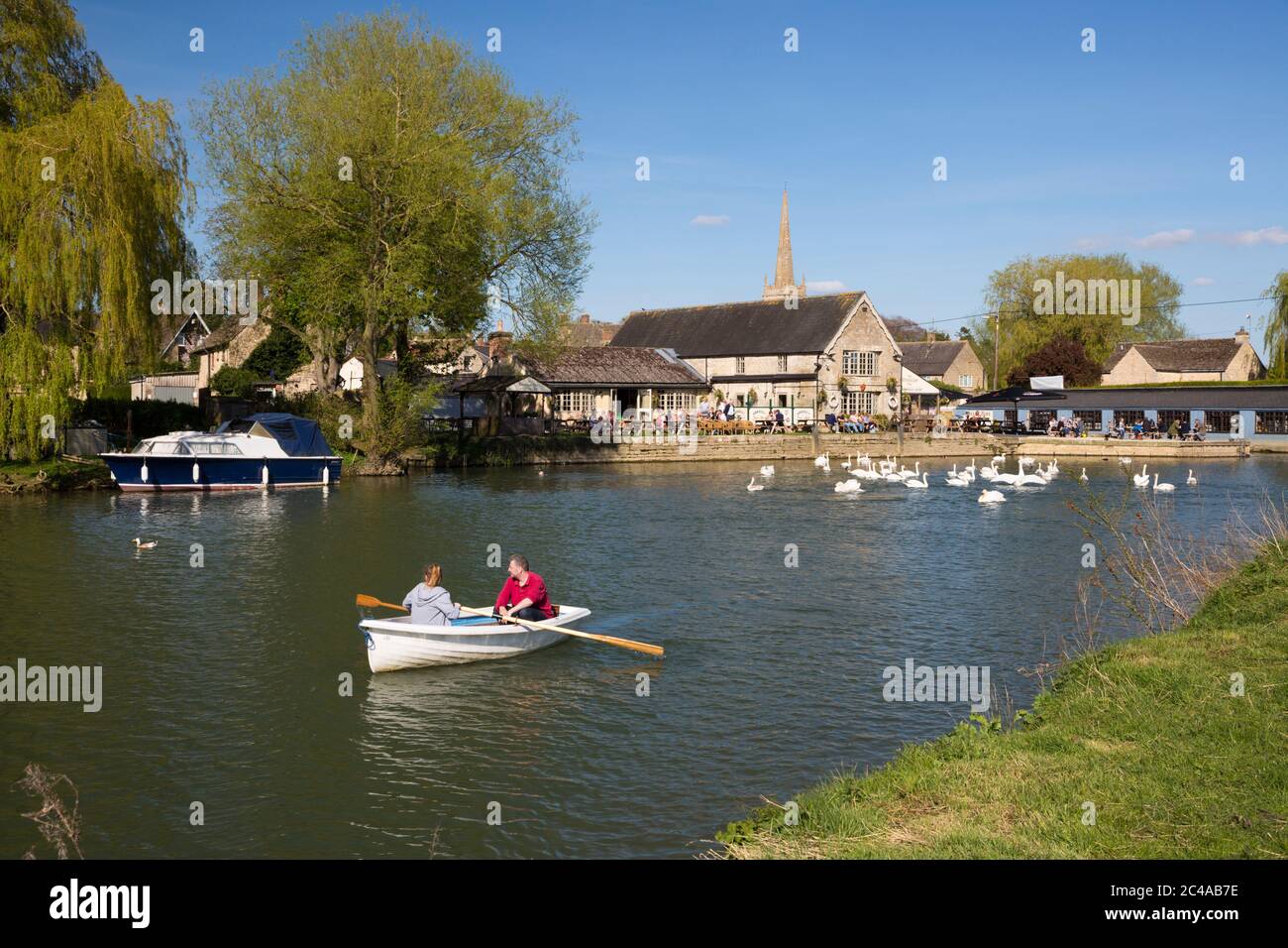 The Riverside Pub on the River Thames in Lechlade, Lechlade, Cotswolds