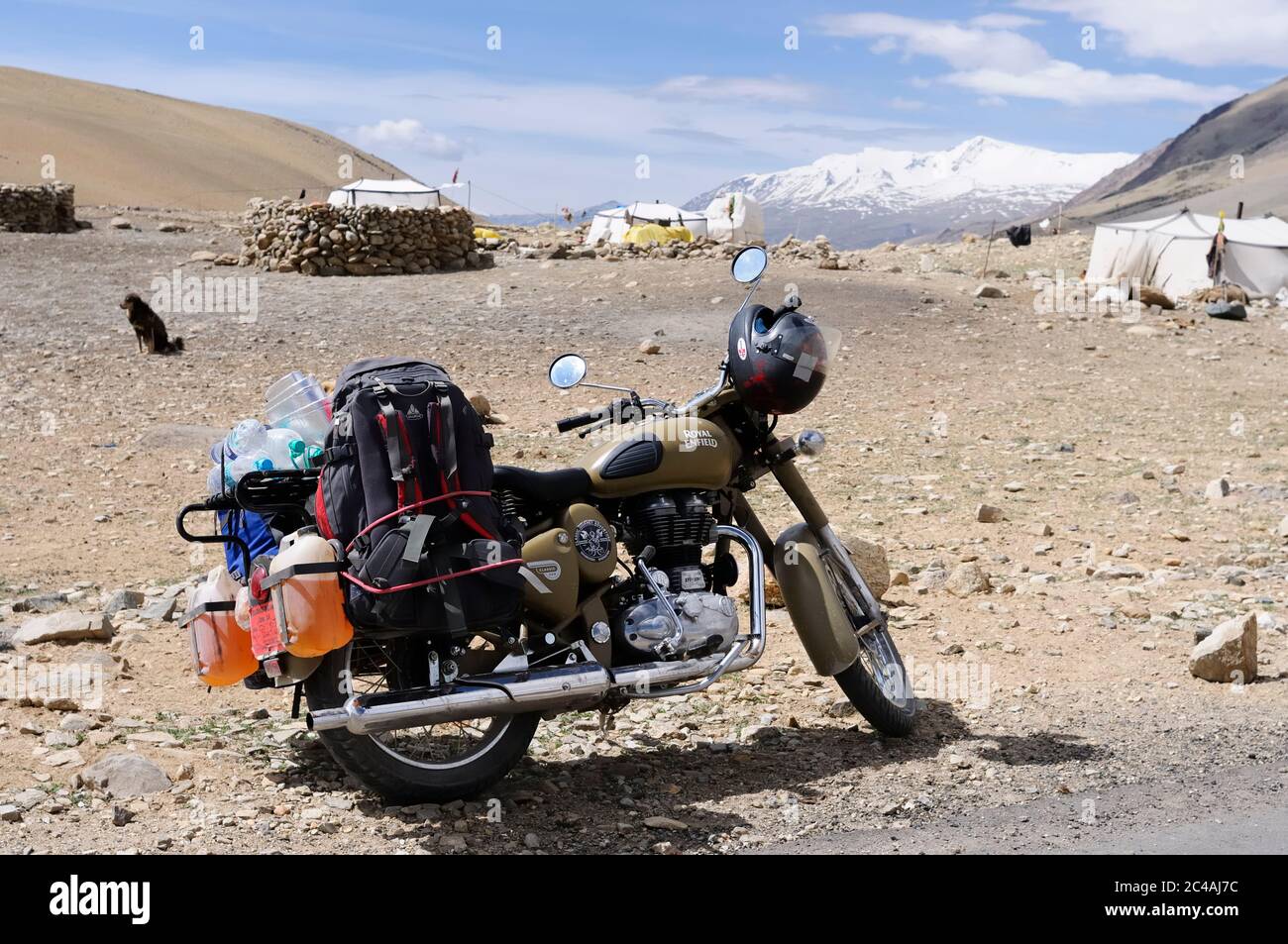 TSO MORIRI, INDIA - JULY 05 Royal Enfield motorcycles is parking beside changpa nomad camps, Ladakh, Leh District on Juli 05, 2017 Stock Photo