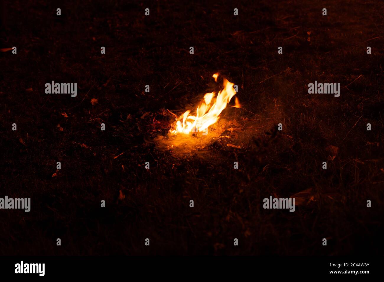 Campfire Sample Detail of coal sample hi-res stock photography and images - Alamy
