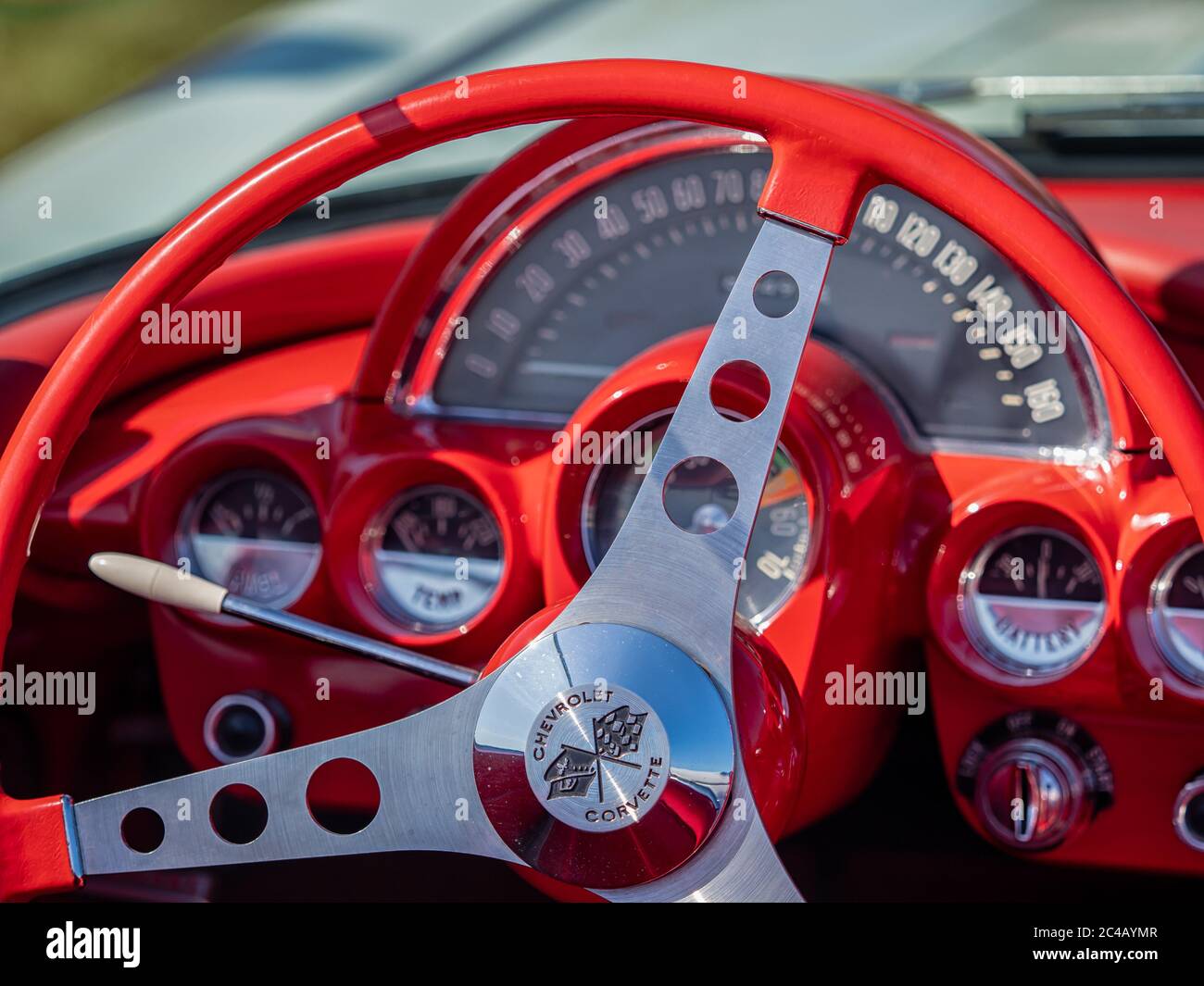 Dashboard steering wheel hires stock photography and images Alamy