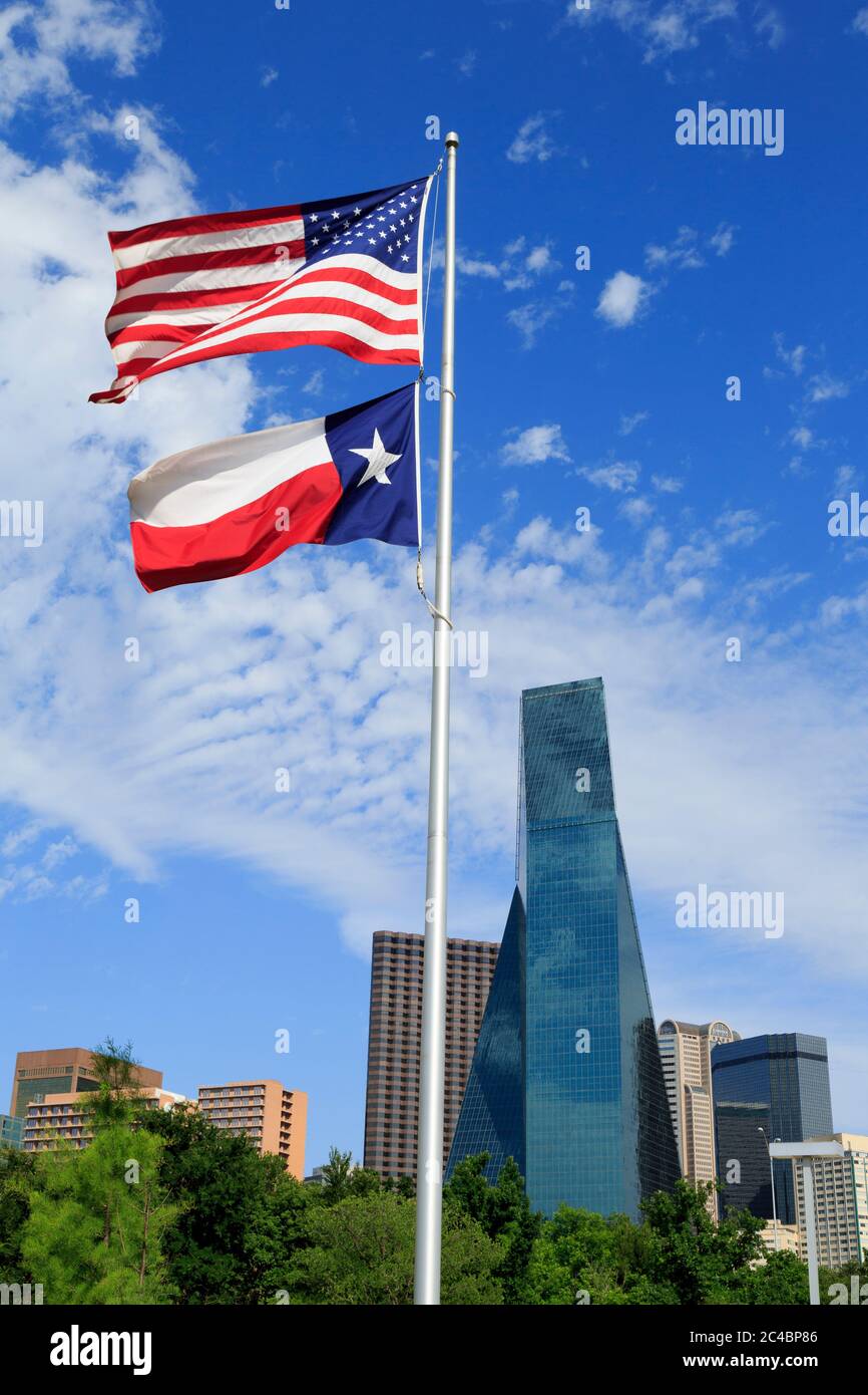 Fountain Place Tower, Dallas, Texas, USA Stock Photo Alamy