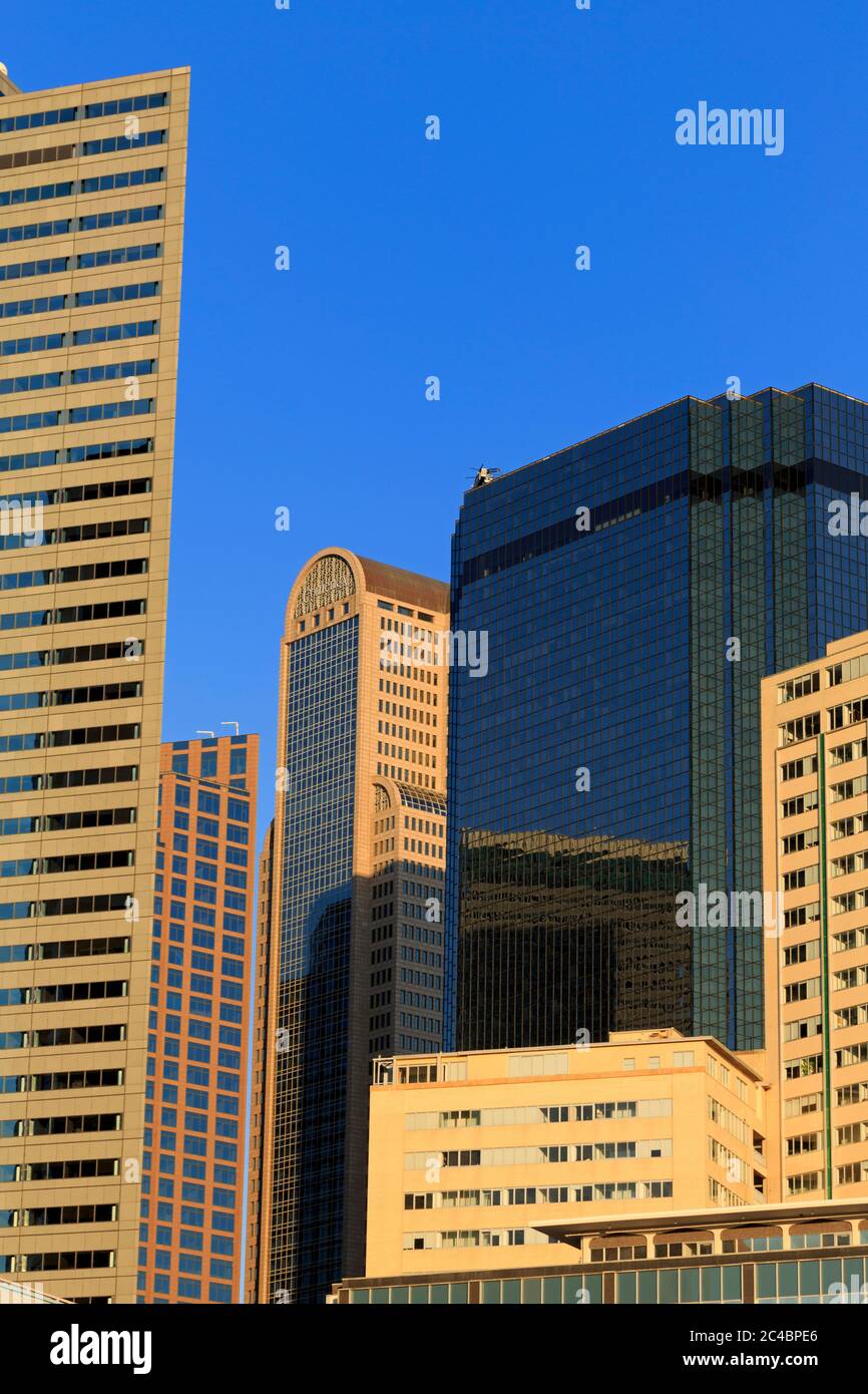Skyscrapers in downtown dallas hi-res stock photography and images - Alamy