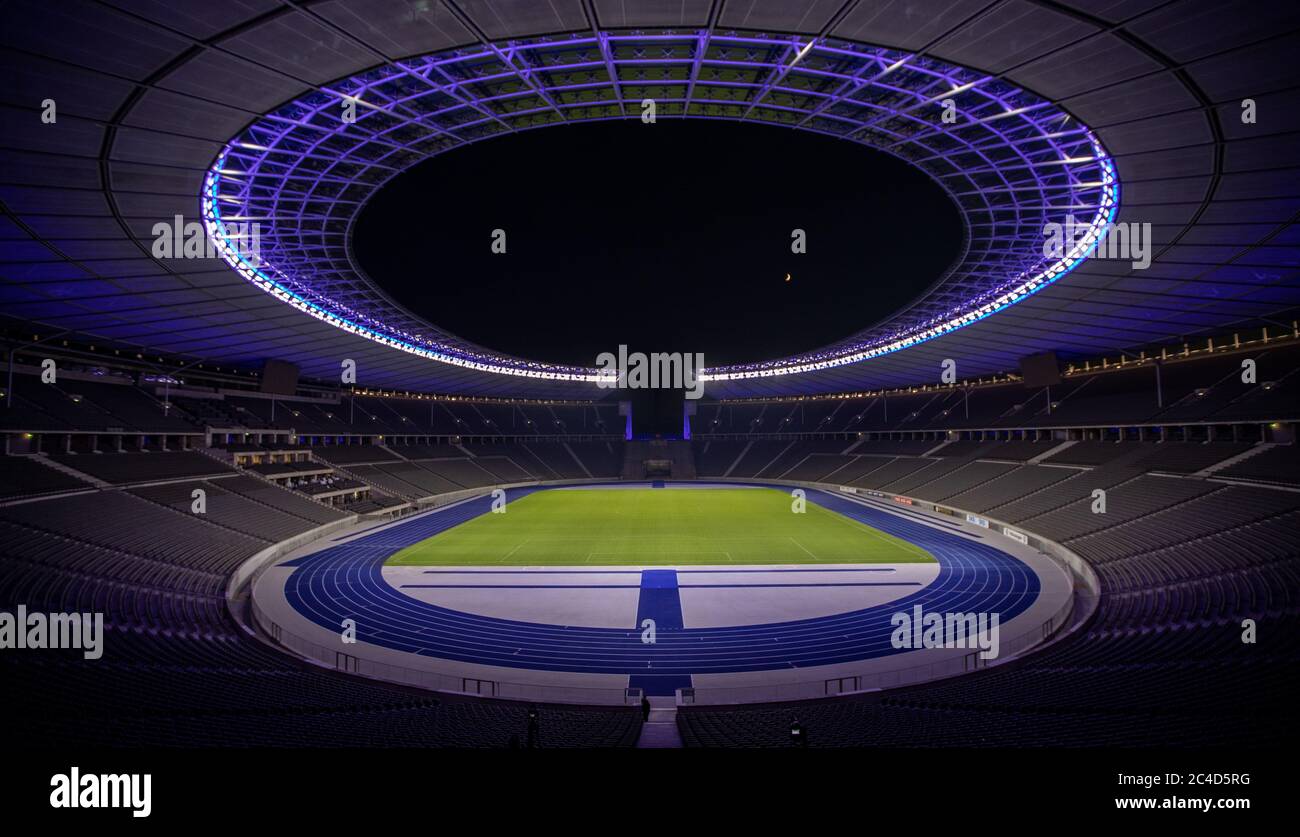 25 June 2020 Berlin 25 06 20 Berlin A Full Color Led Floodlight System Is Presented In The Berlin Olympic Stadium It Shines In The Club Colours Blue And White Of The Bundesliga Club Hertha