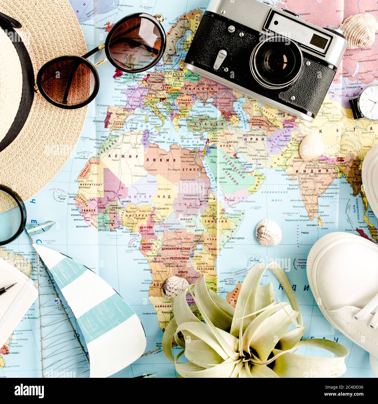 Map concept minimal hi-res stock photography and images - Alamy