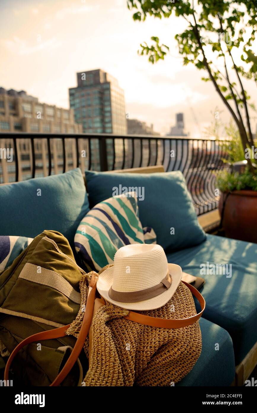 New york roof top bar hi-res stock photography and images - Alamy