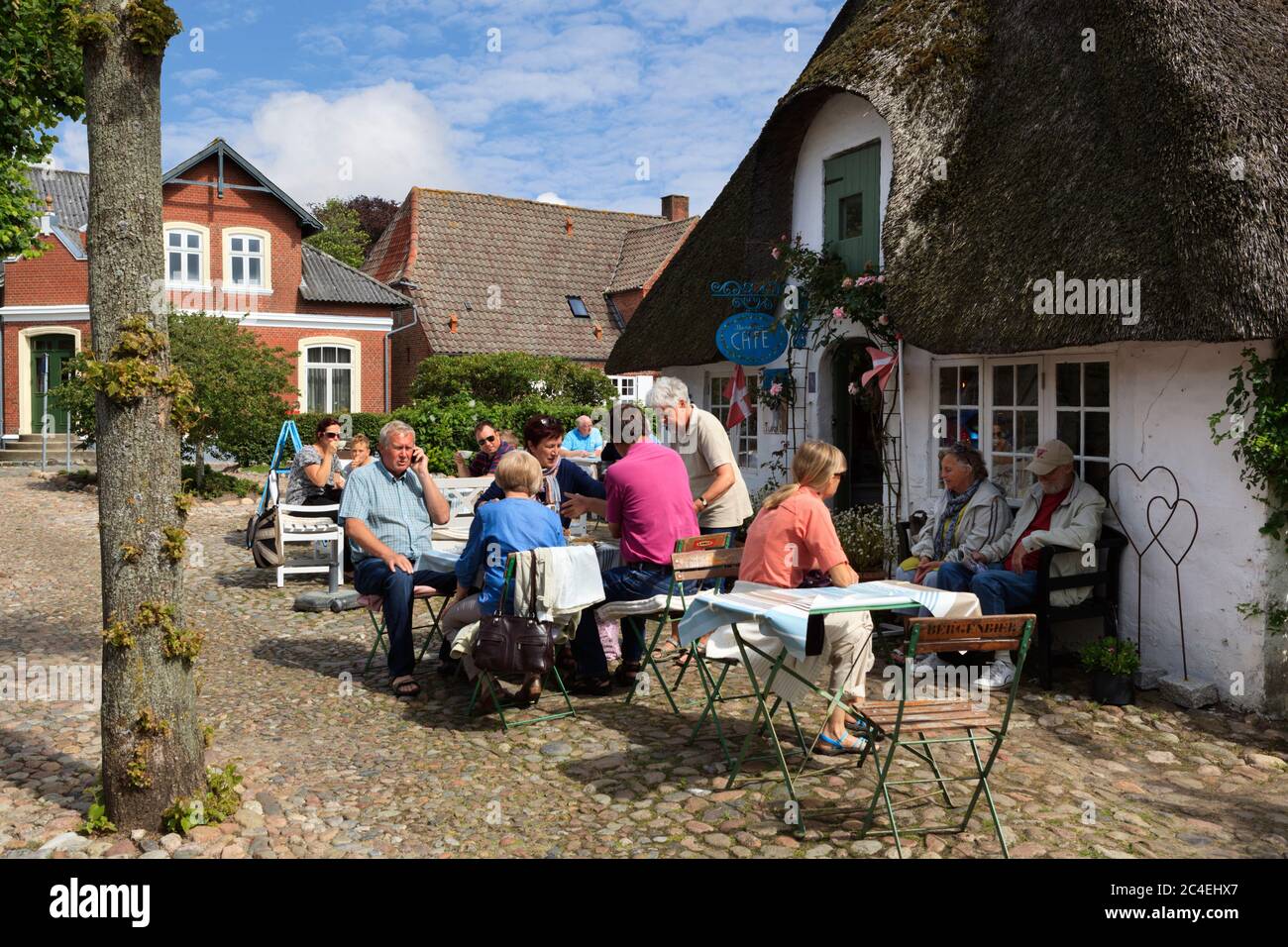 Mormor's Lille café (Grandma's little café) along Slotsgade, Mogeltonder, Jutland, Denmark, Europe Stock Photo