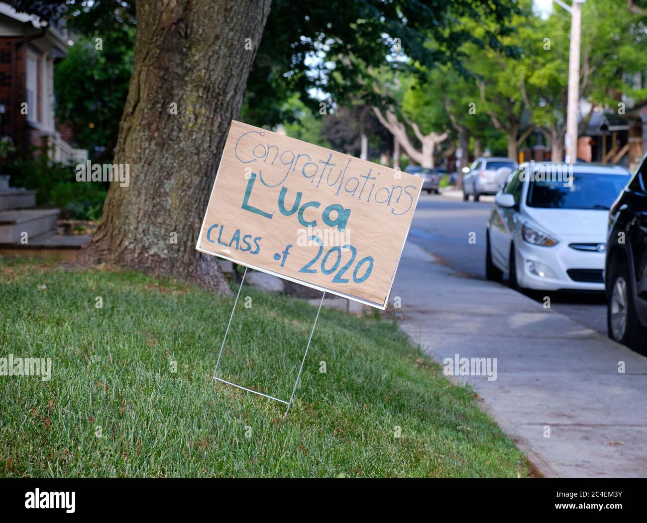 Graduation yard signs hi-res stock photography and images - Alamy