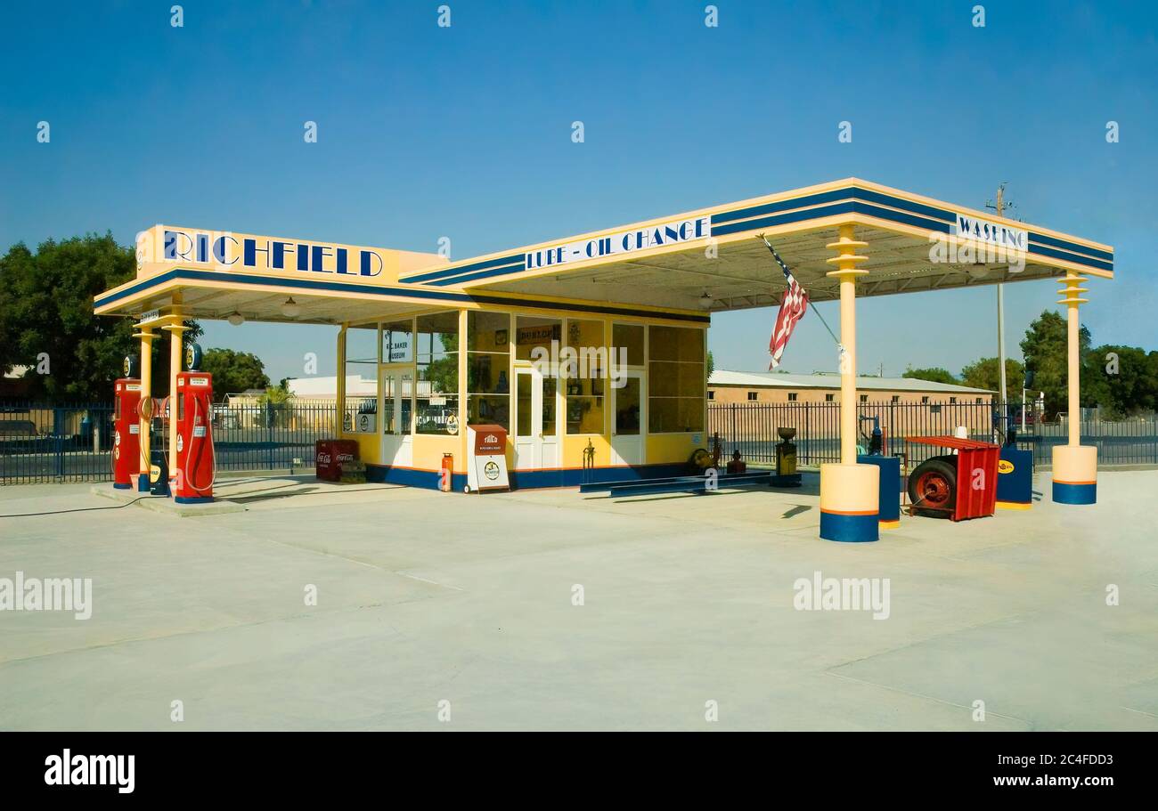 Retro car wash sign hires stock photography and images Alamy
