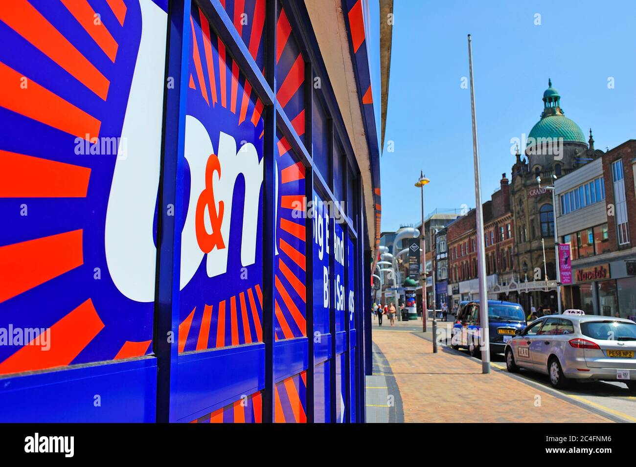 B and m bargains hires stock photography and images Alamy