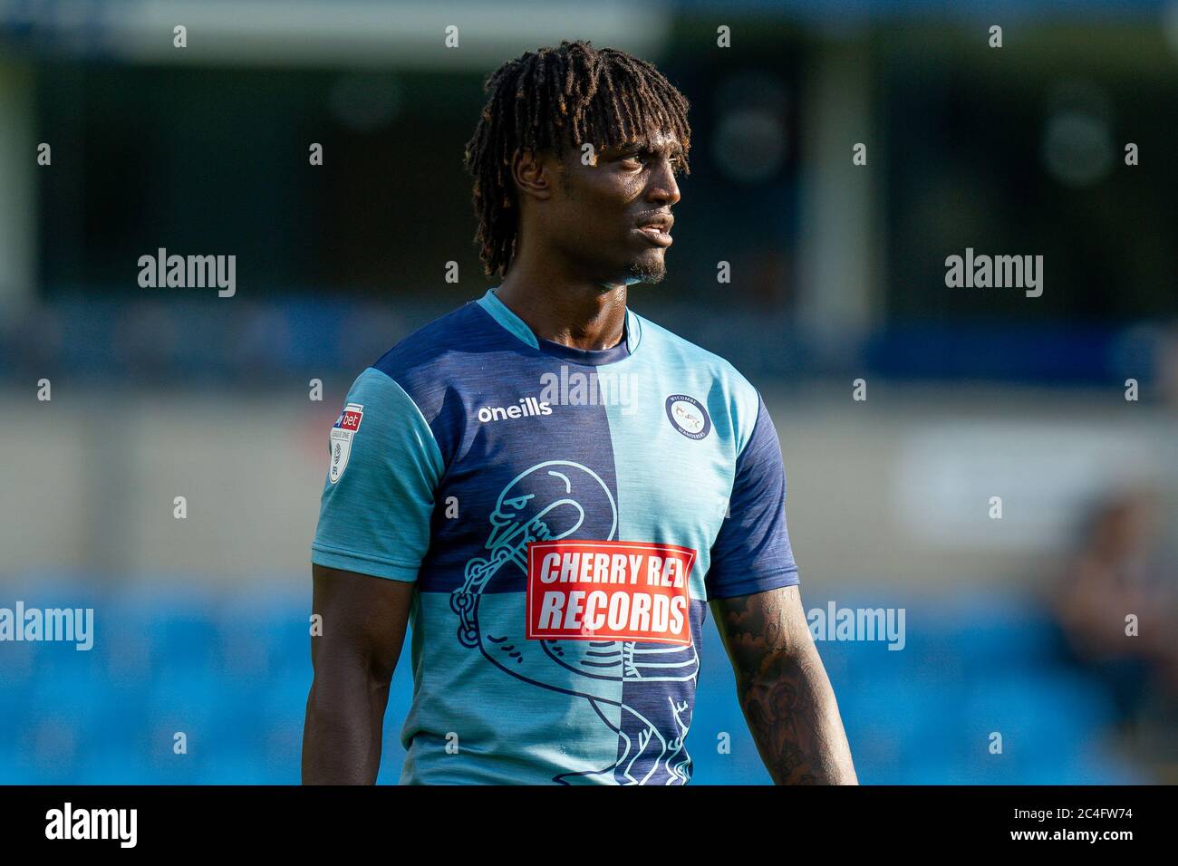 Wycombe wanderers cheap training kit