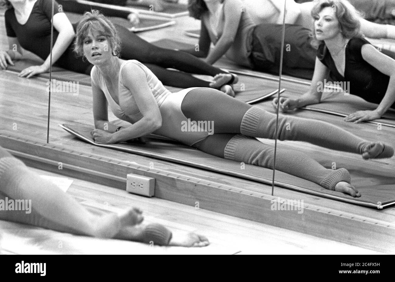 Jane Fonda Leading An Exercise Class At Her Fitness Studio Jane Fonda S Workout In Beverly Hills Ca 1980 Stock Photo Alamy