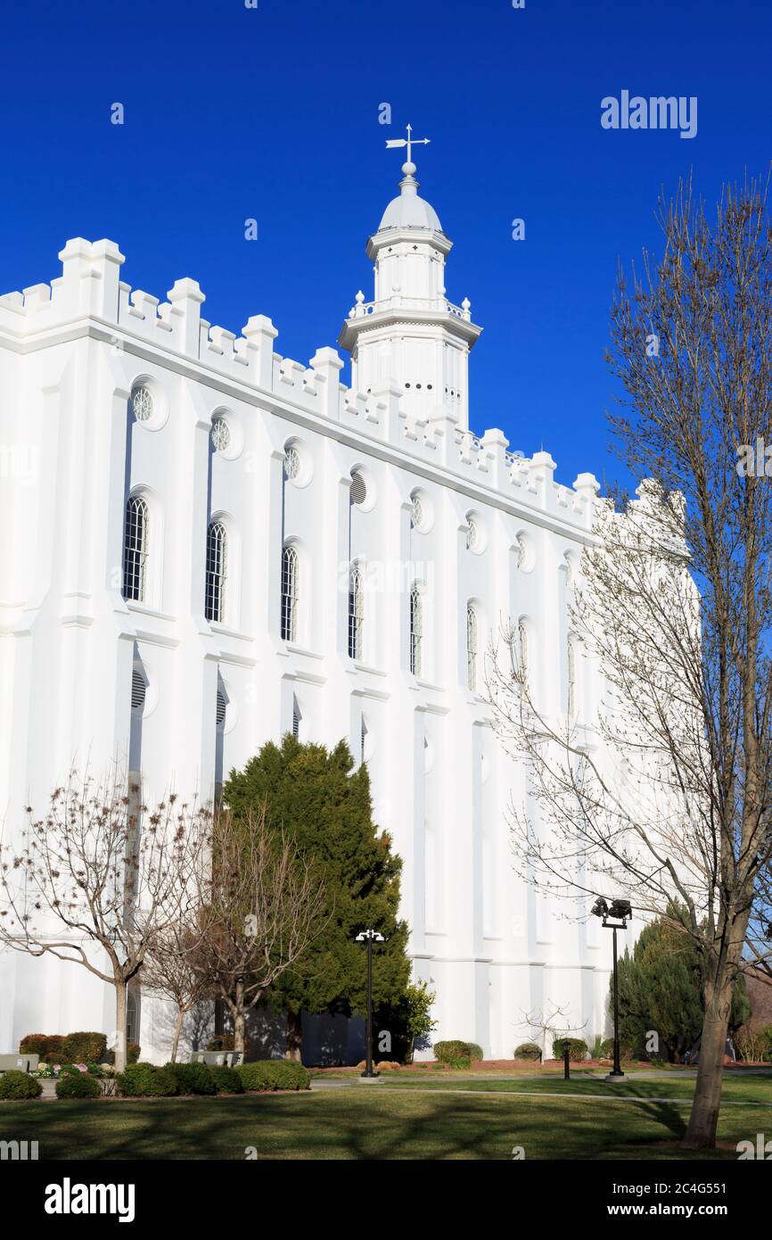 St george utah lds temple hi-res stock photography and images - Alamy