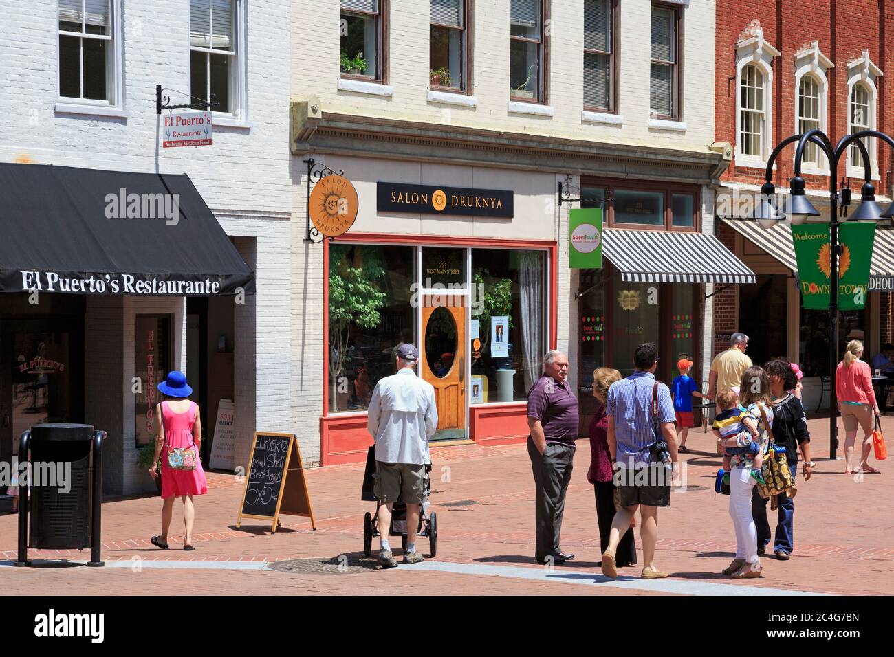 Historic Downtown Mall, Charlottesville, Virginia, USA Stock Photo Alamy
