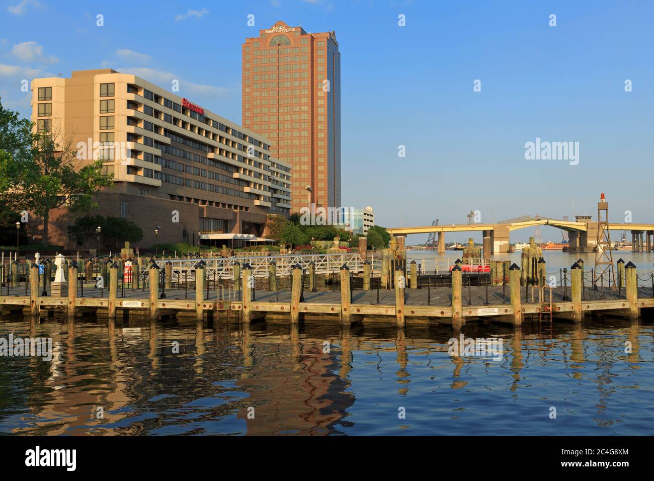 Downtown Norfolk Skyline High Resolution Stock Photography And Images Alamy