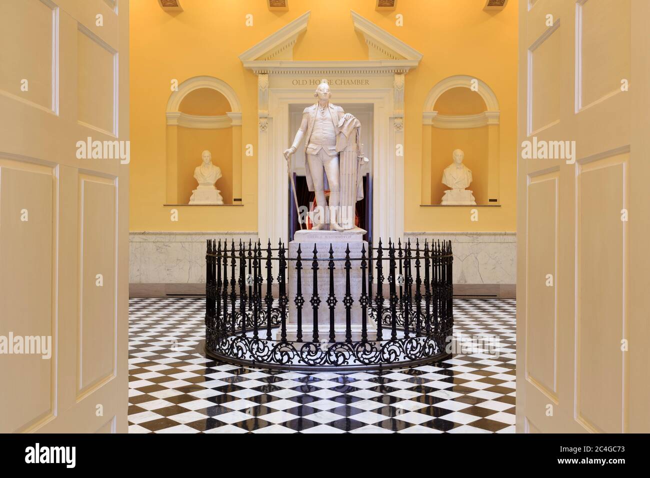 Washington statue in the rotunda, State Capitol Building