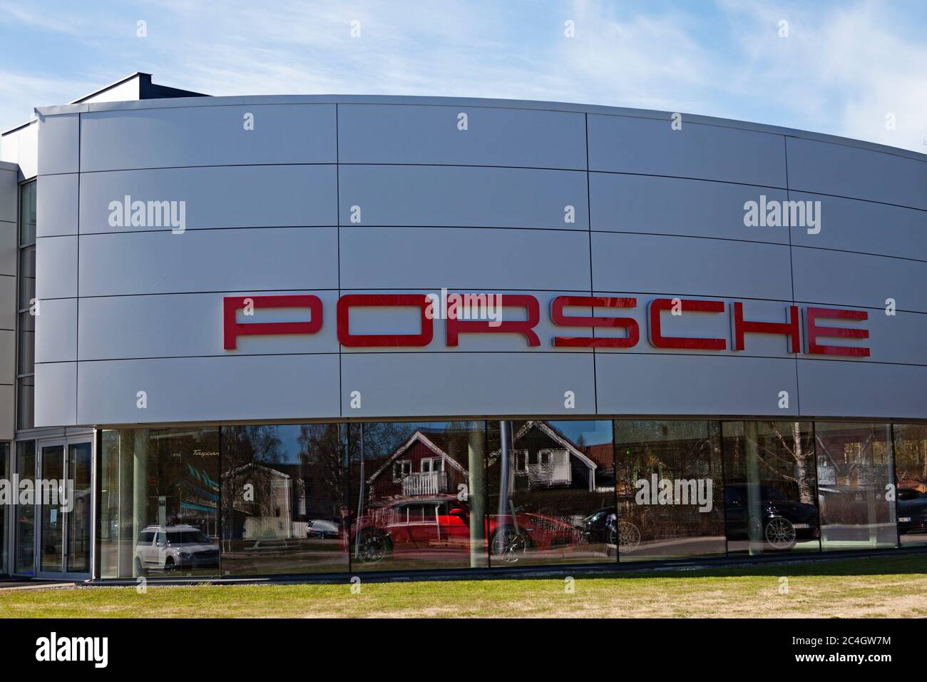 Porsche Engine High Resolution Stock Photography And Images Alamy