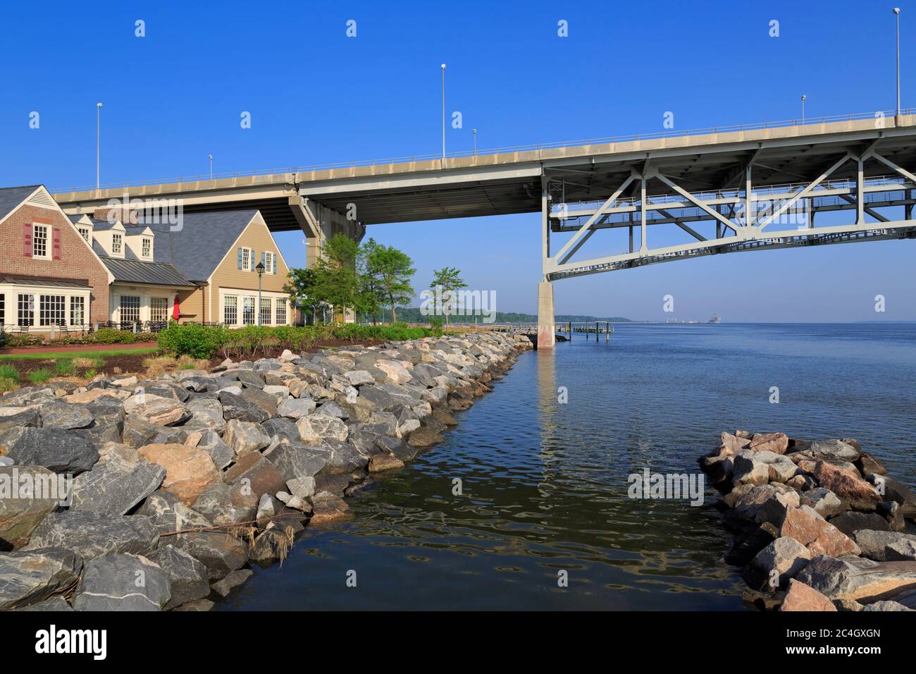 Riverwalk Landing & Coleman Memorial Bridge, Yorktown, Virginia, USA Stock Photo Alamy
