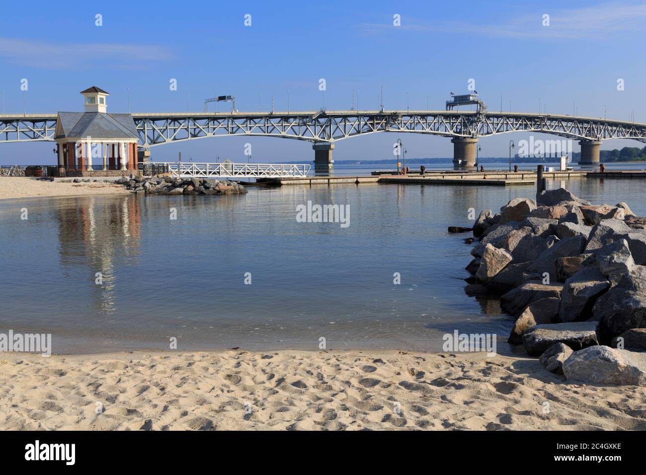 Riverwalk Landing & Coleman Memorial Bridge, Yorktown, Virginia, USA Stock Photo Alamy