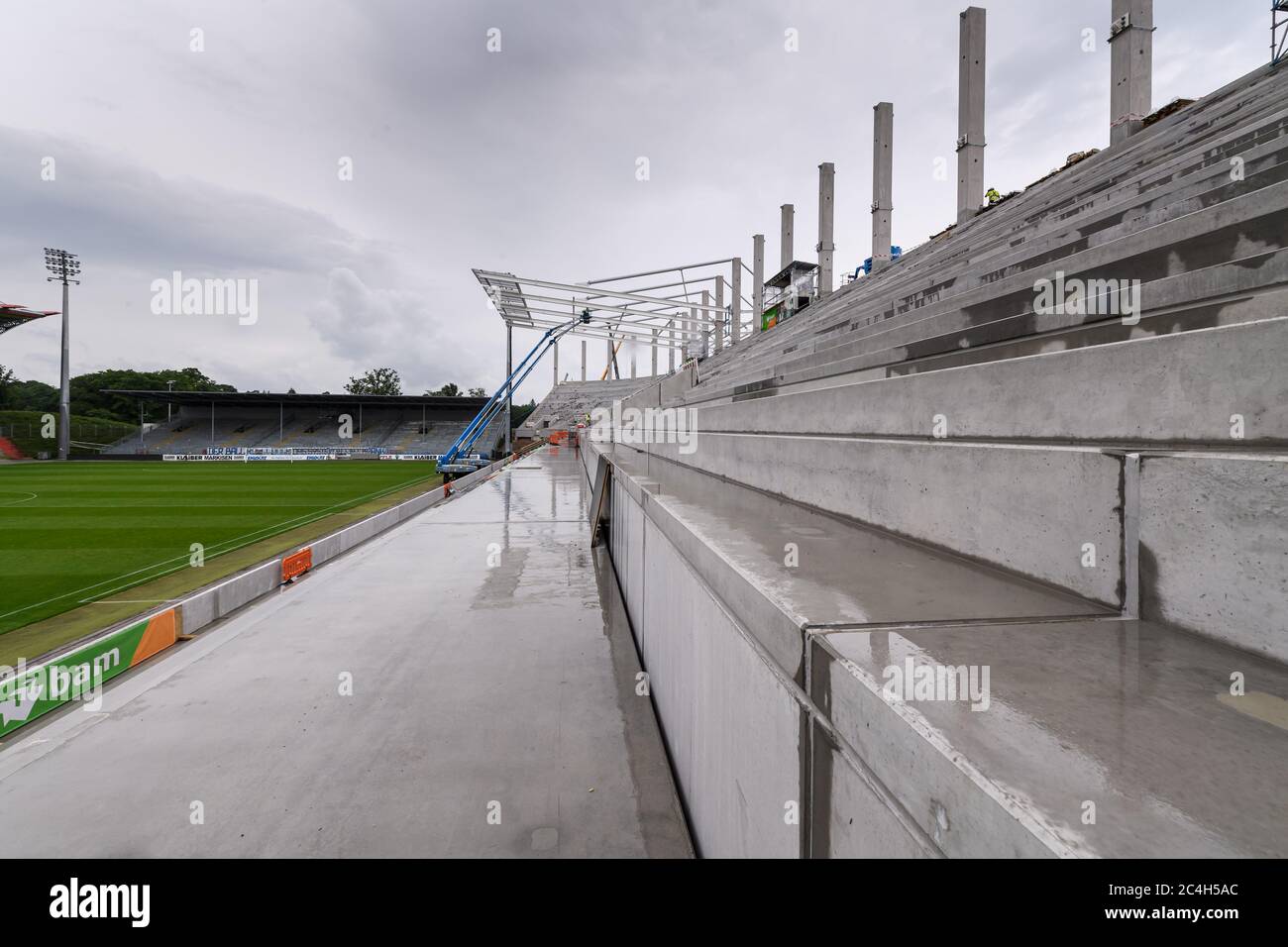 Karlsruhe, Deutschland. 16th June, 2020. Inside view The roof and the roof construction of the