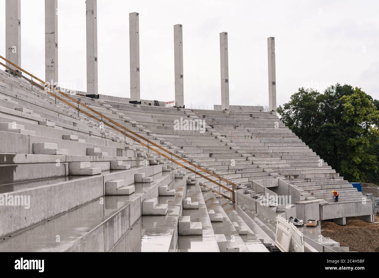 Karlsruhe, Deutschland. 16th June, 2020. Inside view The roof and the roof construction of the