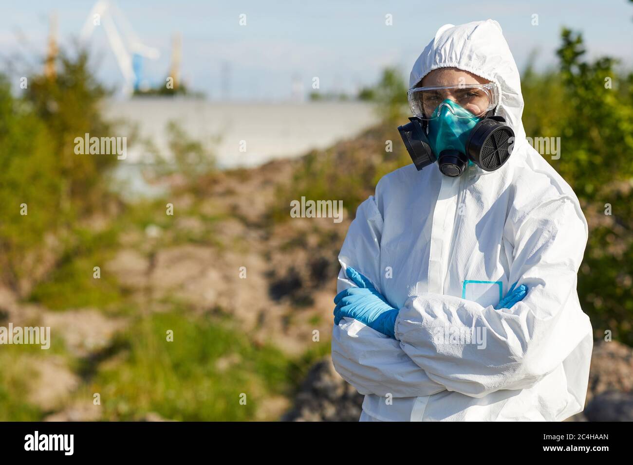 Safety suit mask hi-res stock photography and images - Alamy