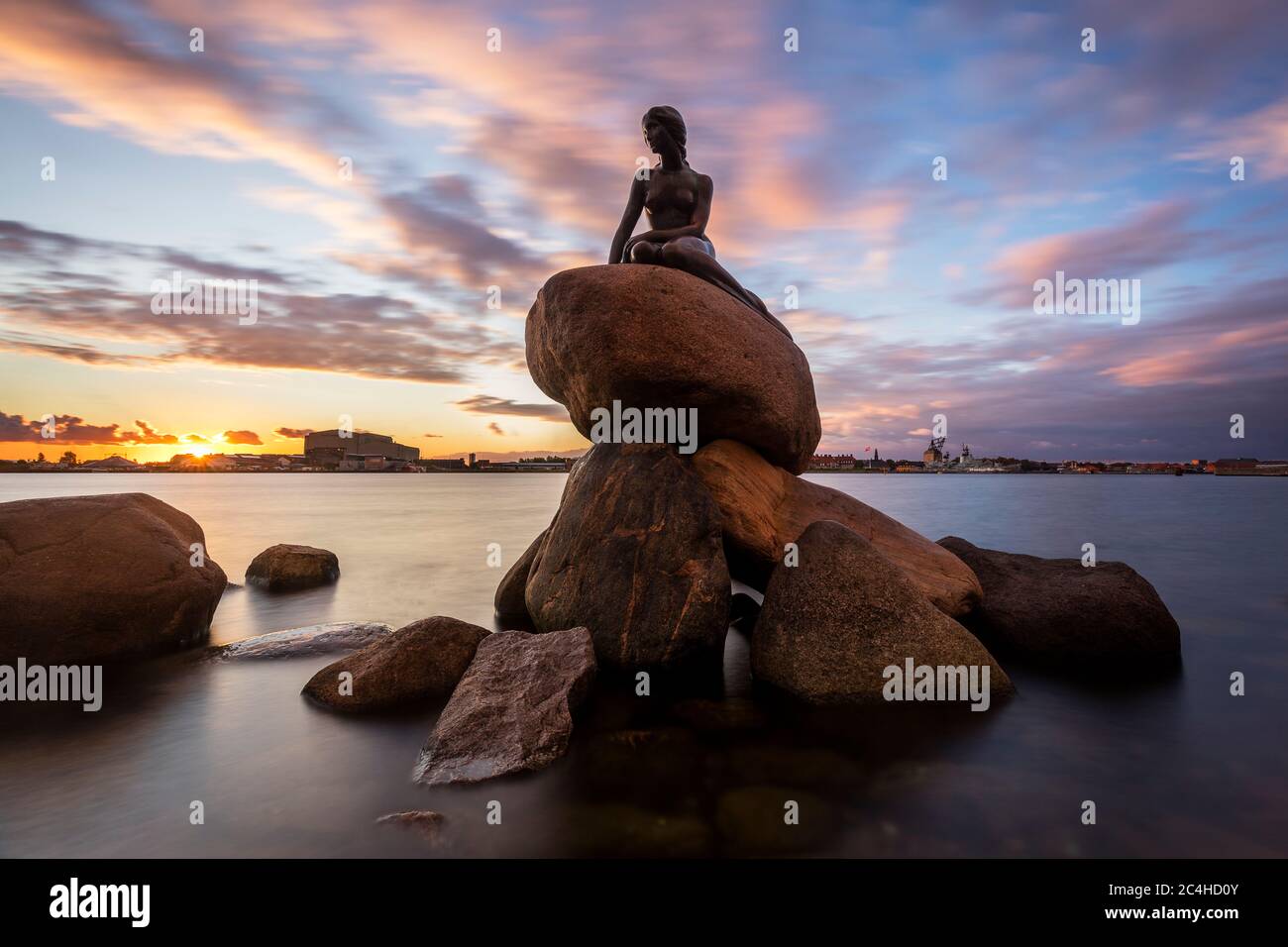 Copenhagen Mermaid Sunset High Resolution Stock Photography And Images Alamy Copenhagen Mermaid Sunset High Resolution Stock Photography And Images Alamy