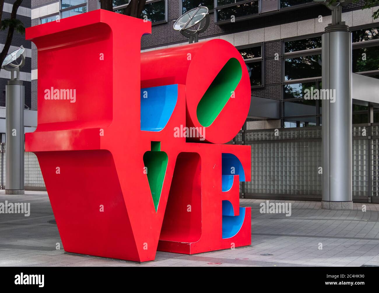 LOVE statue in Shinjuku, Tokyo, Japan Stock Photo Alamy
