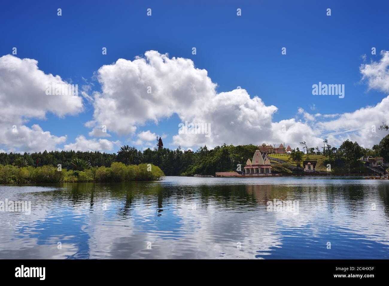 grand-bassin-lake-and-hindu-temples-on-mauritius-grand-bassin-is-a