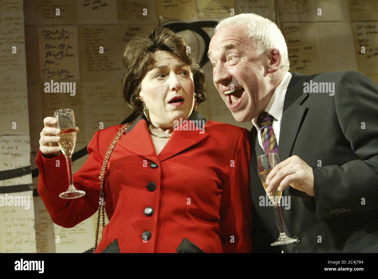 Beverley Klein (Gladys Powers), Simon Callow (Mark) in THE HOLY TERROR by Simon Gray at the Duke of York's Theatre, London WC2  14/04/2004  director: Laurence Boswell Stock Photo