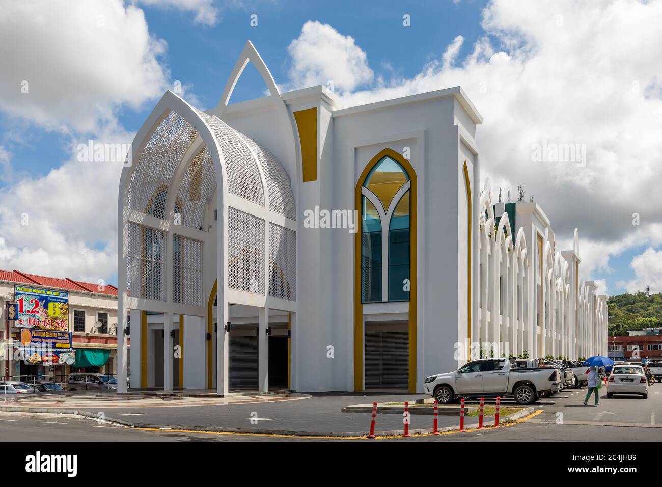 Miri, Sarawak, Malaysia: 'Medan Niaga', a building in islamic architectural style of the Sarawak Economic Development Corporation (SEDC) Stock Photo