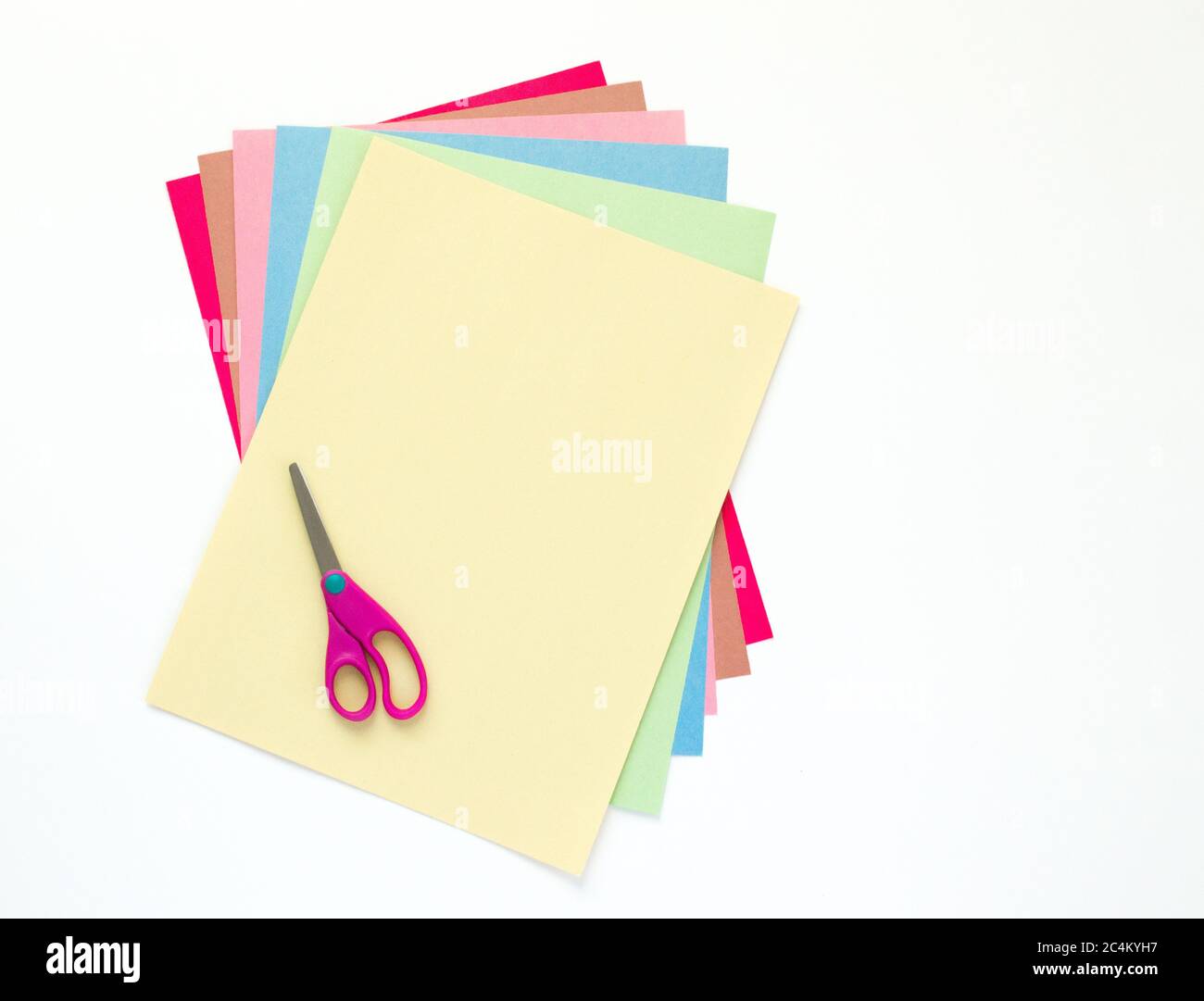 Construction paper cut out hi-res stock photography and images - Alamy