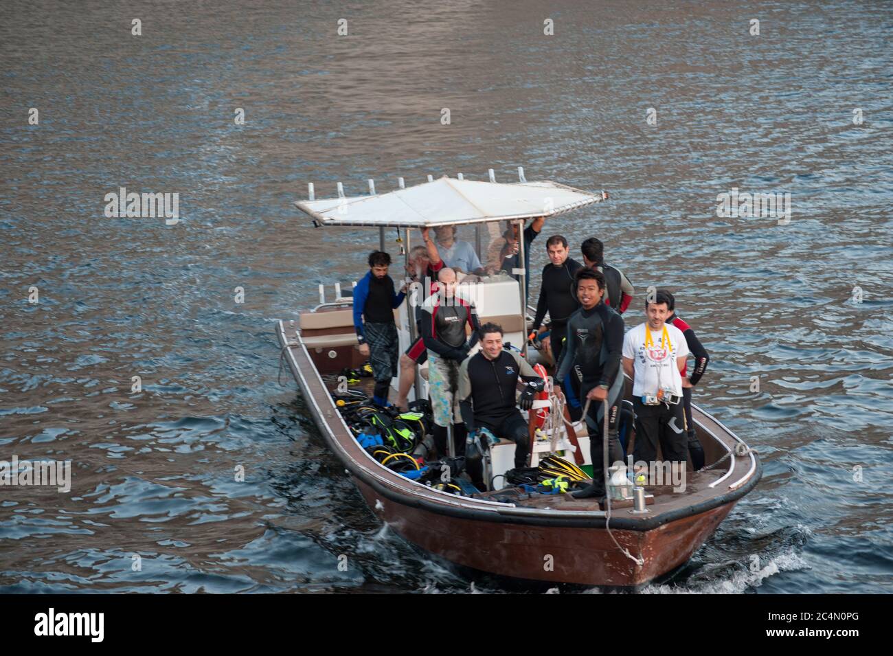 diving in oman Stock Photo Alamy