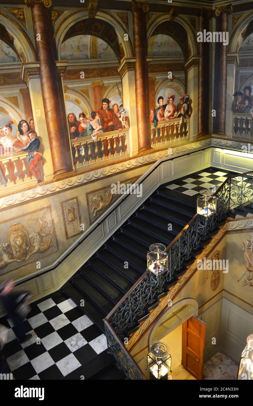 Kensington palace interior hires stock photography and images Alamy