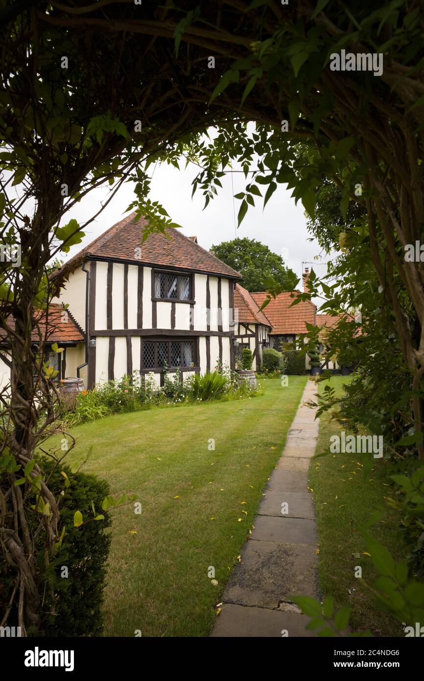 Cottage, Felsted, Essex Stock Photo Alamy