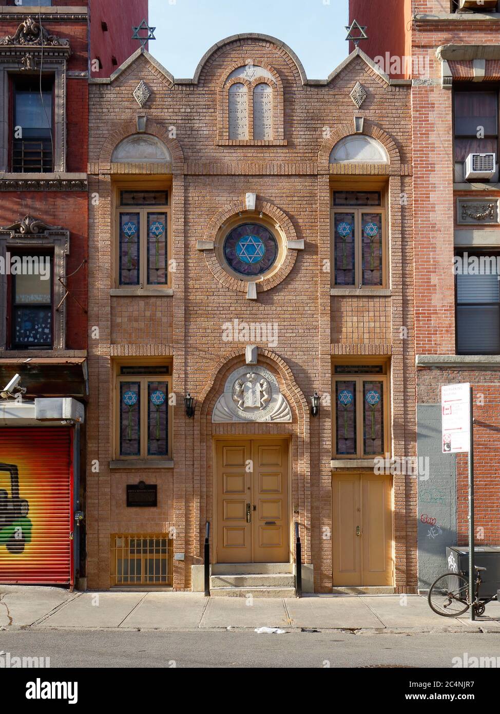 Kehila Kedosha Janina, 280 Broome Street, New York, NY. exterior storefront of a Romaniote synagogue and museum in Manhattan's Lower East Side. Stock Photo