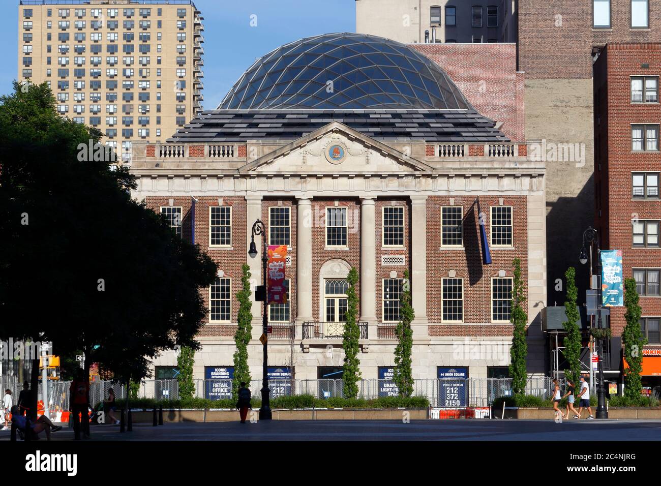 44 Union Square, Tammany Hall Building with new turtle shaped space frame dome, New York. exterior.  The old headquarters of the Tammany Society Stock Photo