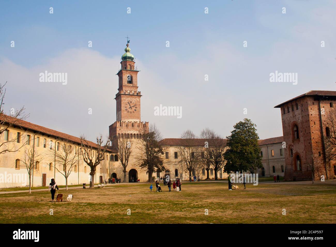 Vigevano, Pavia, Lombardy, Northern Italy. The Sforza Castle (Castello  Sforzesco) with the Bramante tower Stock Photo - Alamy