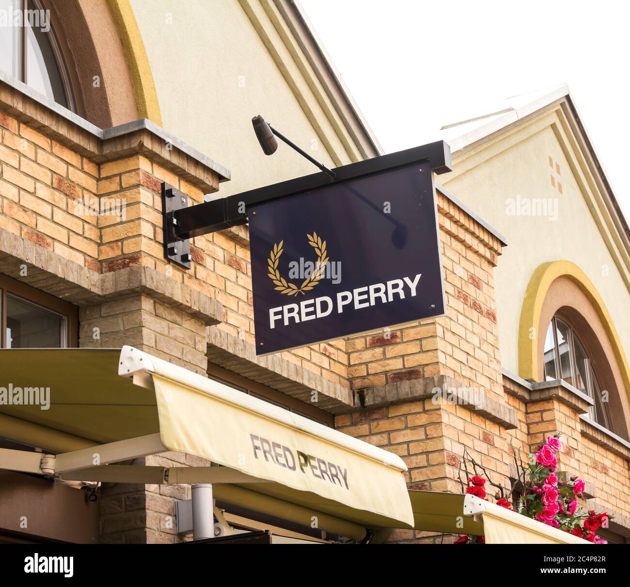 Fred perry shirt hi-res stock photography and images - Alamy