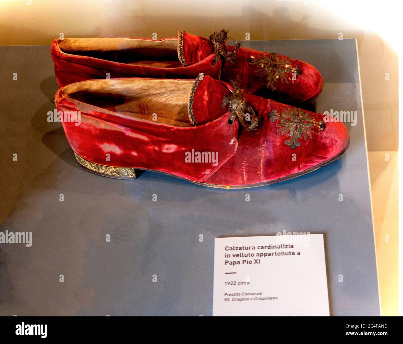 Vigevano, Pavia, Lombardy, Northern Italy. International Footwear Museum  (Museo Internazionale della Calzatura) in the Sforza Castle (Castello  Sforzesco). Cardinal velvet shoes that belonged to Pope Pius XI (around  1922 Stock Photo - Alamy