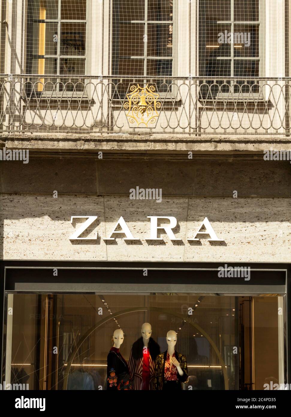 Munich, Germany : Zara sign in Madrid. Zara is Spanish clothing and  accessories retailer Stock Photo - Alamy