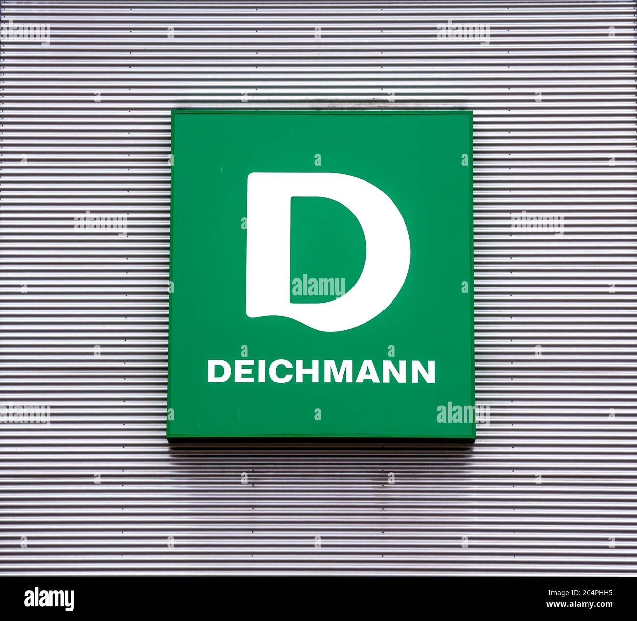 Deichmann Logo High Stock Photography and -