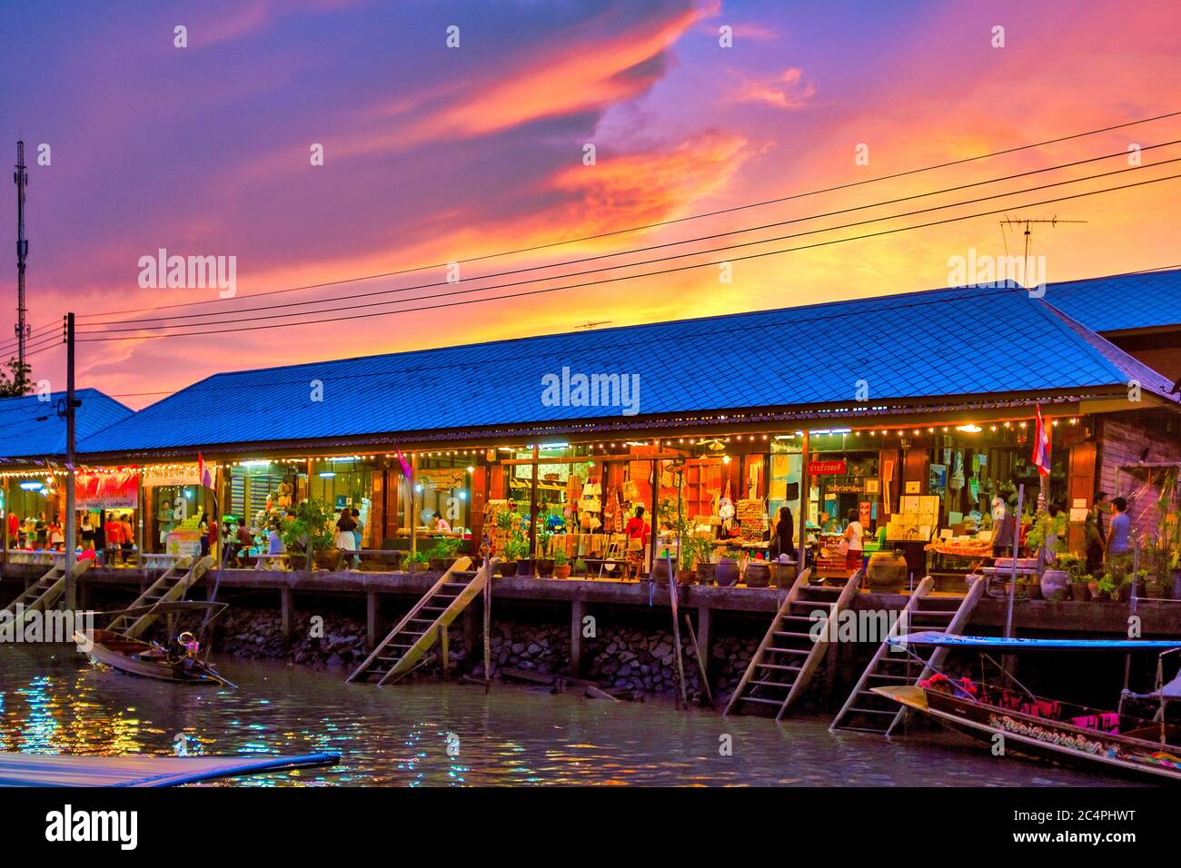 Amphawa floating market at sunset, Amphawa, Thailand Stock Photo