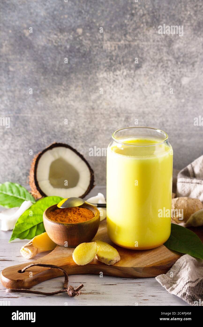 Iced Root Iced root hi-res stock photography and images - Alamy