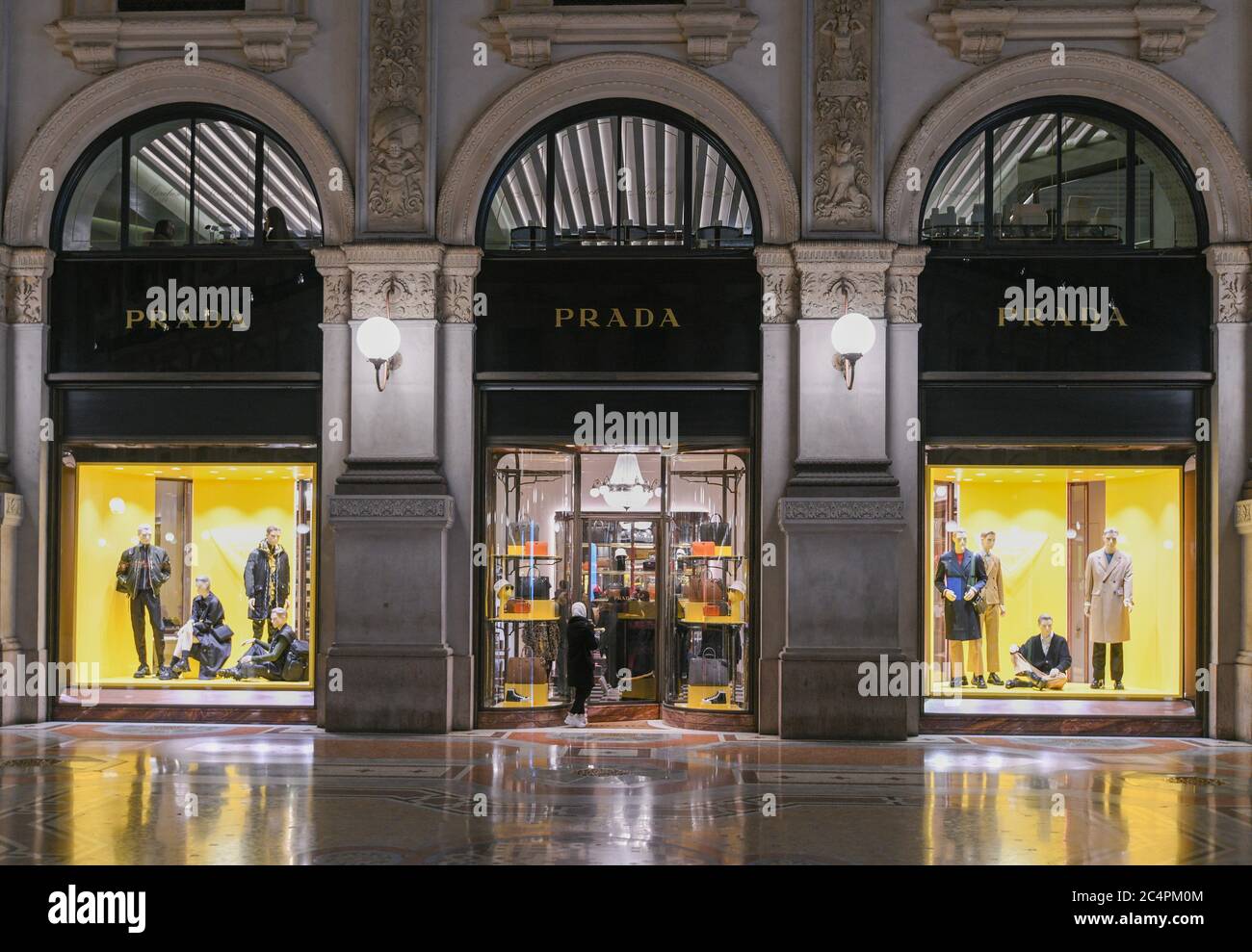 Milan, Italy - January 13, 2020: Woman in front of Galleria Vittorio  Emanuele II Prada store Stock Photo - Alamy