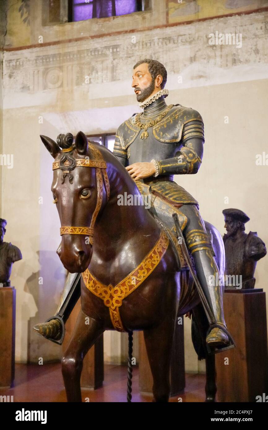 Italy Lombardy Sabbioneta - Ducal palce - Cavalcata, a series of equestrian statues among which Vespasiano Gonzaga stands out - with armor and symbols of power Stock Photo