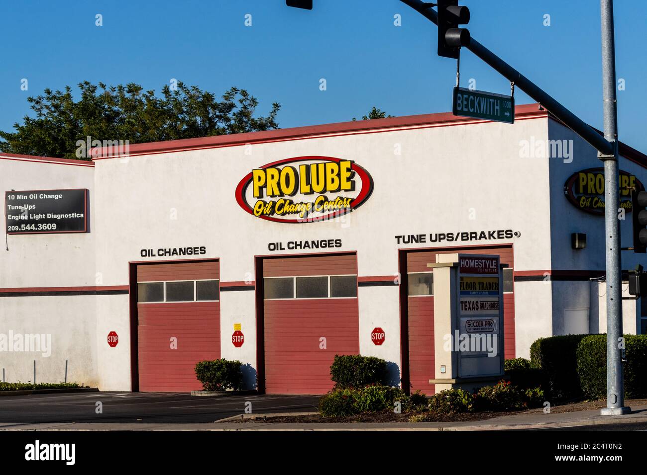 A ProLube quick oil change and Tune up shop Stock Photo Alamy