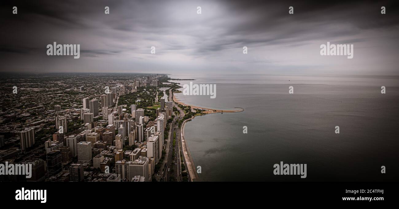 Lake shore of Chicago - aerial view Stock Photo - Alamy