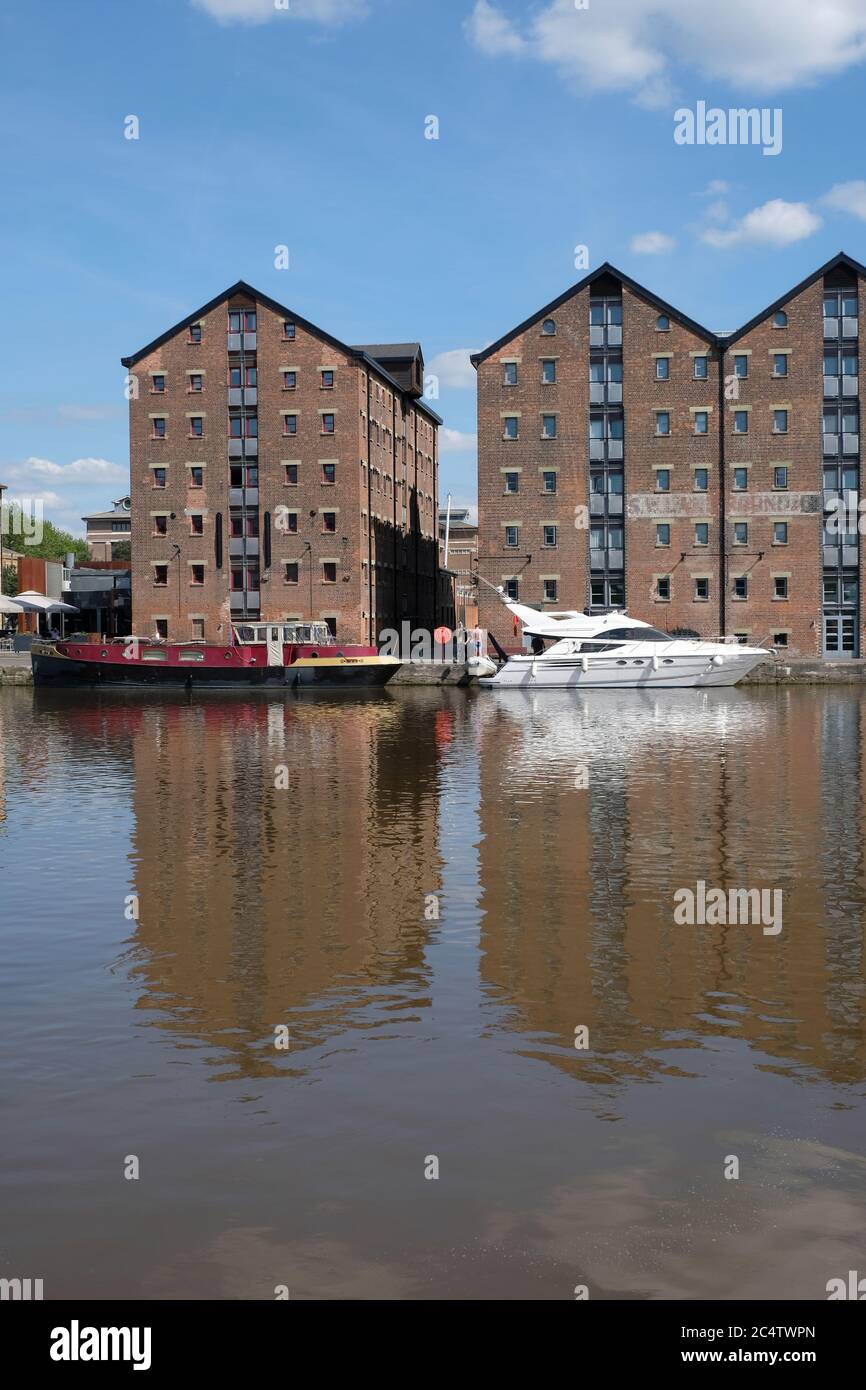Views of the Main Basin of Gloucester Docks on the Gloucester and Sharpness Canal in southern England Stock Photo