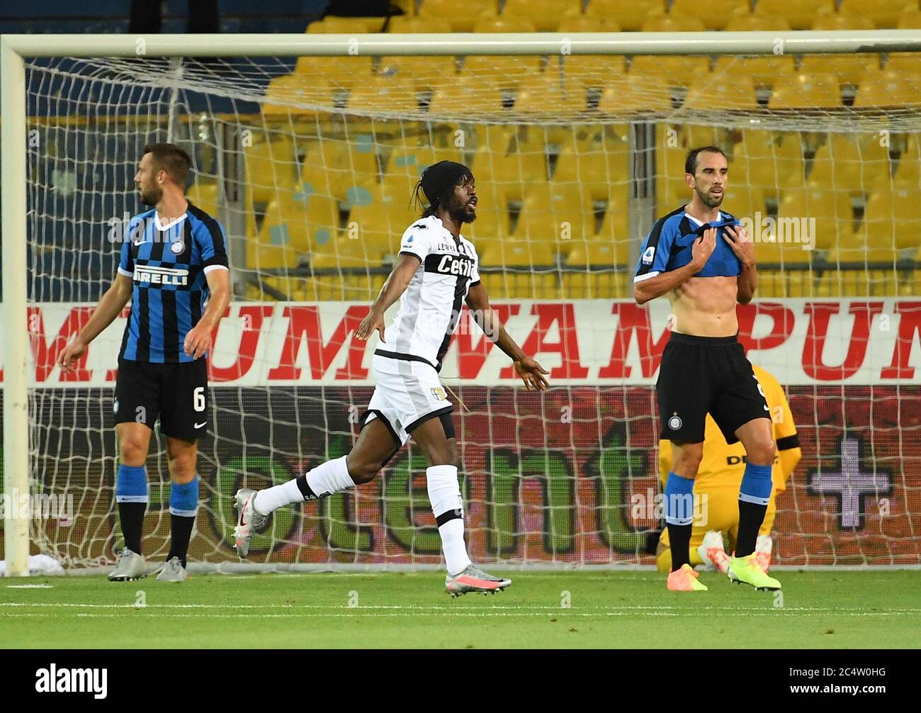 Parma, Italy. 28th June, 2020. Parma's Gervinho (C) celebrates his goal during a Serie A match between Parma and Inter Milan in Parma, Italy, June 28, 2020. Credit: Alberto Lingria/Xinhua/Alamy Live News Stock Photo